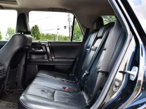 Used 2019 Toyota 4Runner Limited AWD/4WD image 18