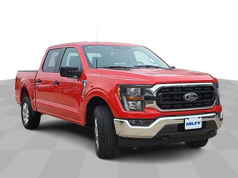 Used 2023 Ford F150 XLT image 2