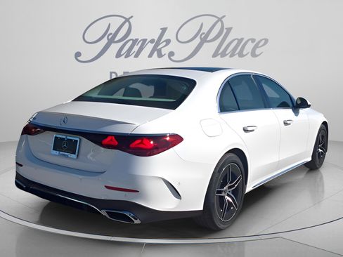 Used 2026 Mercedes-Benz E 350 Sedan image 4