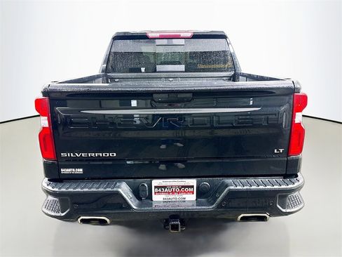 Used 2021 Chevrolet Silverado 1500 LT Trail Boss w/ Convenience Package II image 6