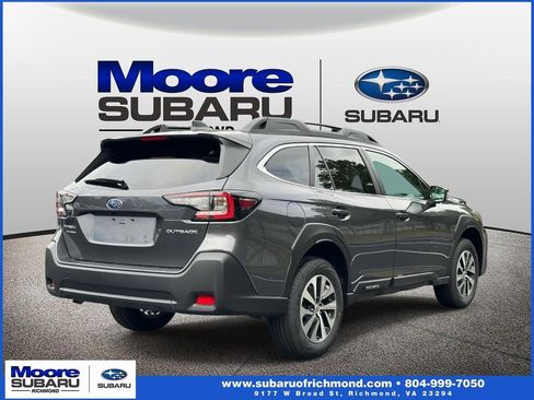 Certified 2025 Subaru Outback Premium image 2