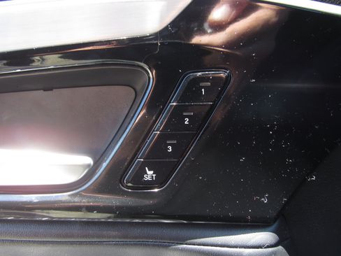 Certified 2023 Acura MDX FWD w/ Technology Package image 25