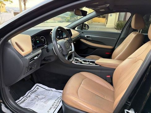 Used 2021 Hyundai Sonata Limited w/ Preferred Accessory Package FWD image 43