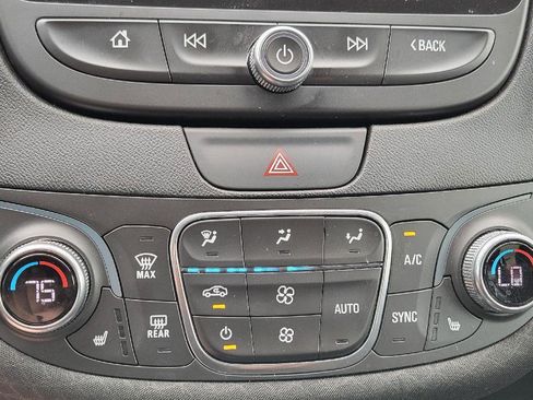 Used 2019 Chevrolet Malibu LT image 20