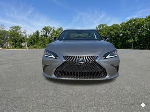 Used 2020 Lexus ES 350 w/ Premium Package FWD image 3