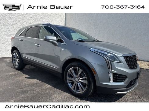Used 2023 Cadillac XT5 Premium Luxury image 1