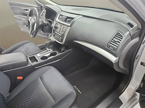 Used 2017 Nissan Altima 2.5 S w/ Power Driver Seat Package image 19