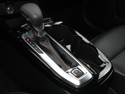 Used 2025 Chevrolet Trax ACTIV image 26