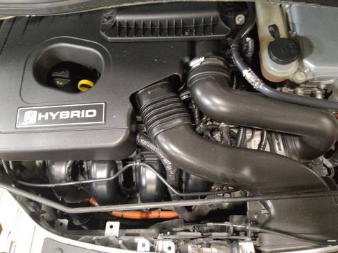 Used 2016 Ford C-MAX SE image 30