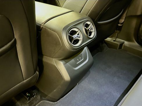 Used 2024 Chevrolet Blazer EV LT image 29