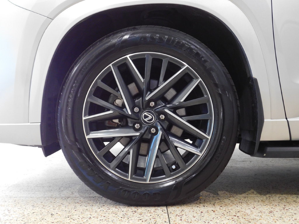 Used 2024 Lexus TX 350 AWD image 16