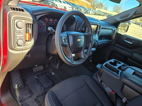 Used 2019 Chevrolet Silverado 1500 Custom w/ Custom Convenience Package image 24