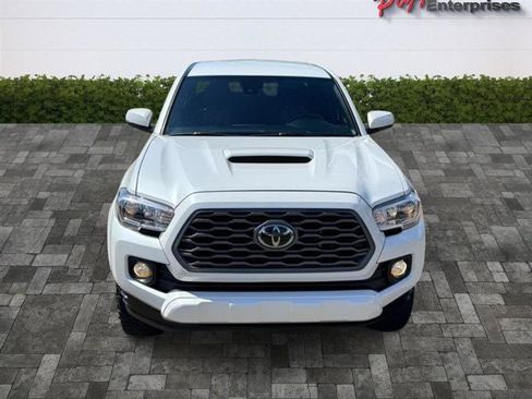Used 2023 Toyota Tacoma TRD Sport AWD/4WD image 9