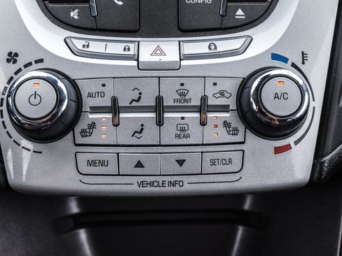 Used 2015 Chevrolet Equinox LT w/ Chrome Appearance Package FWD image 11