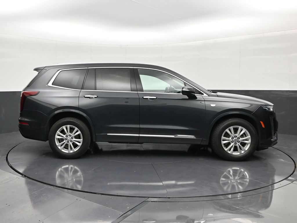 Certified 2022 Cadillac XT6 Luxury FWD image 6