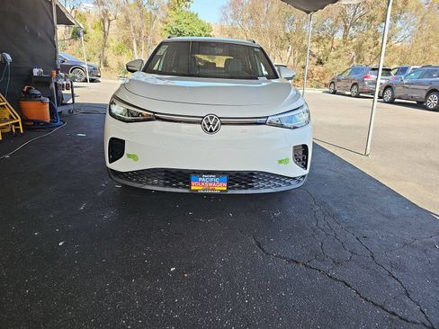 Used 2023 Volkswagen ID.4 Pro RWD image 2
