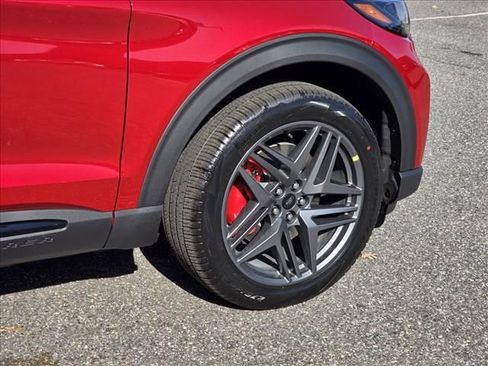 New 2026 Ford Explorer ST-Line w/ ST-Line Street Pack image 27