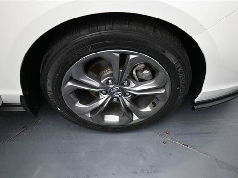 Used 2024 Honda Accord EX image 23
