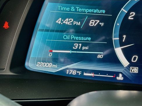 Used 2023 Chevrolet Corvette Stingray Preferred Cpe w/ Z51 Performance Package RWD image 8