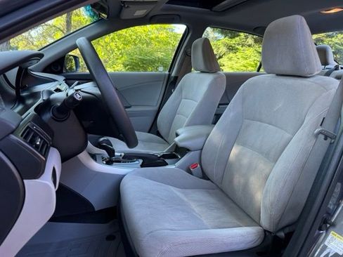 Used 2013 Honda Accord EX image 9