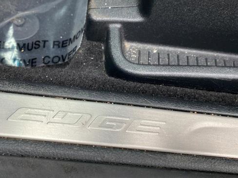 Certified 2024 Ford Edge Titanium AWD/4WD image 31