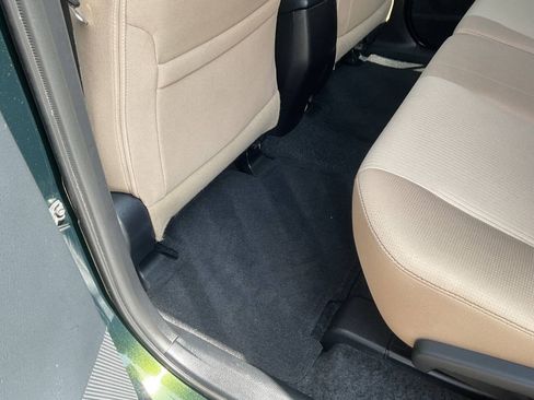 Used 2013 Toyota RAV4 XLE FWD image 32