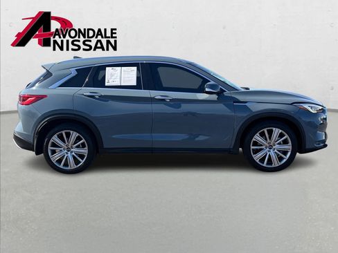 Used 2022 INFINITI QX50 Sensory image 8