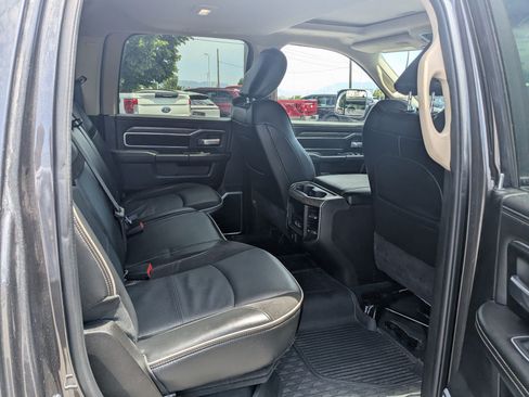 Used 2019 RAM 3500 Laramie AWD/4WD image 31
