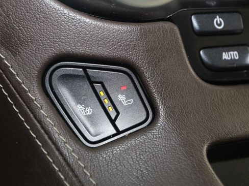 Used 2019 Chevrolet Tahoe LT AWD/4WD image 8