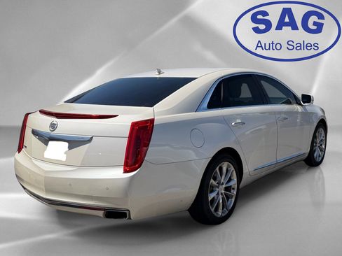 Used 2013 Cadillac XTS Luxury w/ Driver Awareness Package FWD image 3