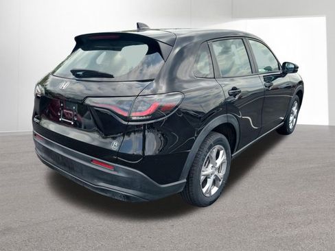 Used 2023 Honda HR-V LX image 13