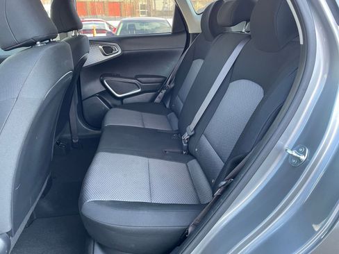 Used 2025 Kia Soul LX w/ LX Technology Package image 23