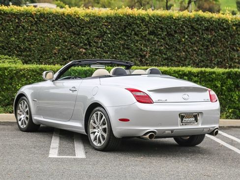 Used 2009 Lexus SC 430 Convertible image 4