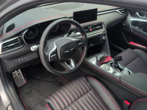 Used 2025 Genesis G70 3.3T Advanced RWD image 5