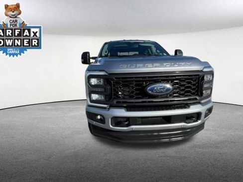 Used 2024 Ford F350 Lariat w/ Lariat Ultimate Package AWD/4WD image 3