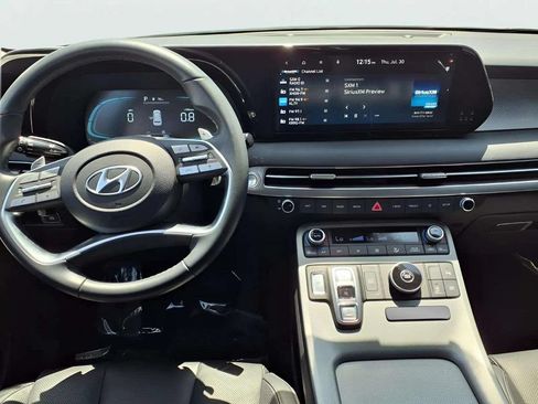 Used 2024 Hyundai Palisade Calligraphy FWD image 11