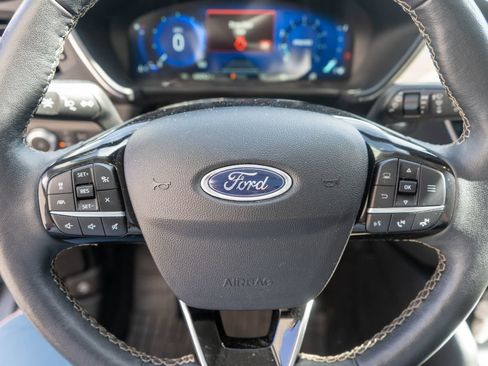 Used 2022 Ford Escape Titanium w/ Titanium Elite Package AWD/4WD image 17