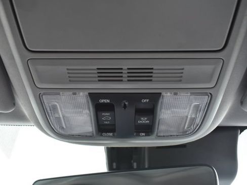 Used 2020 Honda Pilot EX-L image 32
