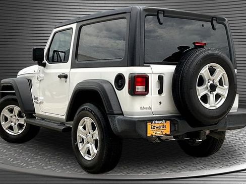 Used 2019 Jeep Wrangler Sport AWD/4WD image 4