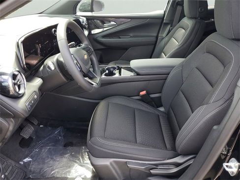 New 2025 Chevrolet Blazer EV LT image 19