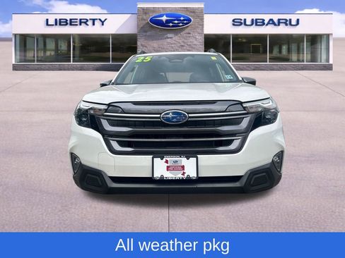 Certified 2025 Subaru Forester Premium AWD/4WD image 7