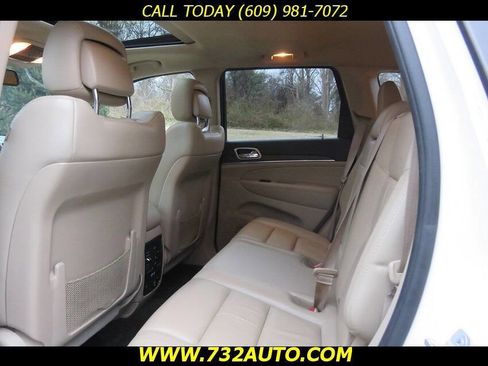 Used 2015 Jeep Grand Cherokee Limited image 9