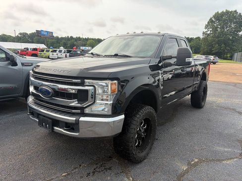 Used 2022 Ford F250 XL w/ STX Appearance Package AWD/4WD image 1