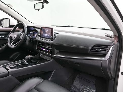 Used 2023 Nissan Rogue SV w/ SV Premium B Package AWD/4WD image 22