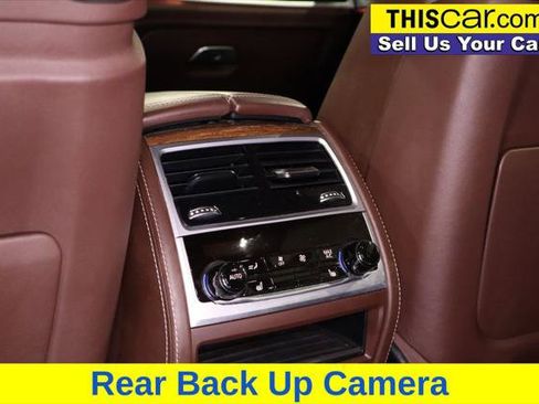 Used 2019 BMW 750i w/ Executive Package RWD image 28