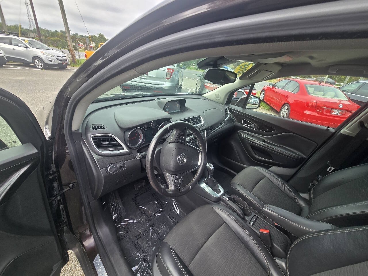 Used 2015 Buick Encore AWD image 28
