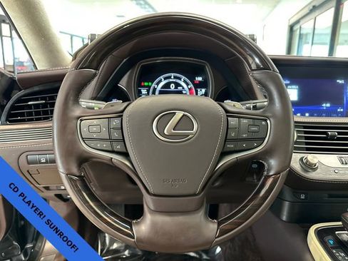 Used 2019 Lexus LS 500 w/ Interior Upgrade Package RWD image 18