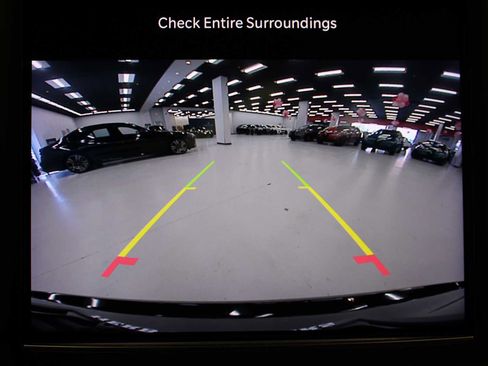 Used 2021 Maserati Levante image 31