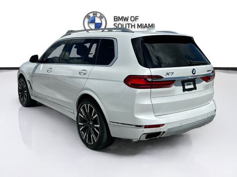 Used 2021 BMW X7 xDrive40i w/ Premium Package AWD/4WD image 5