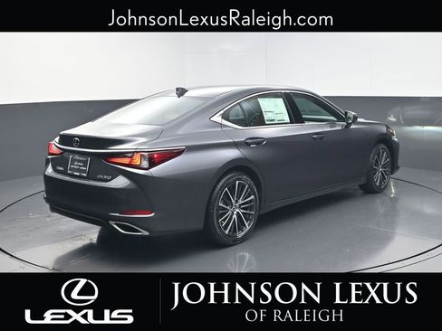 New 2025 Lexus ES 350 350 image 9
